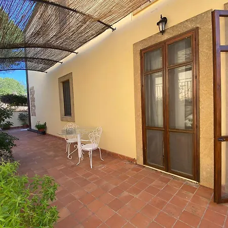 منزل ريفي Trigona