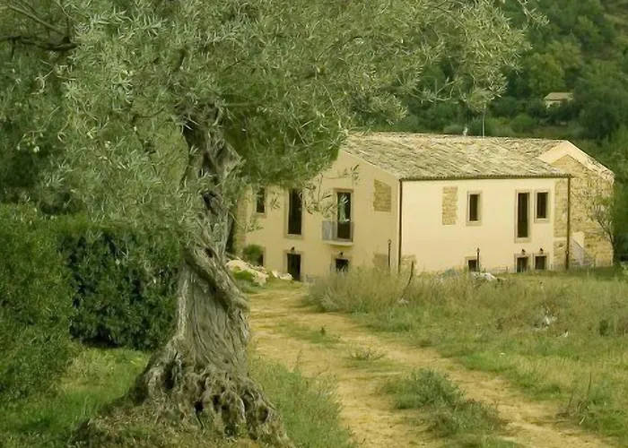 בית כפרי Trigona *