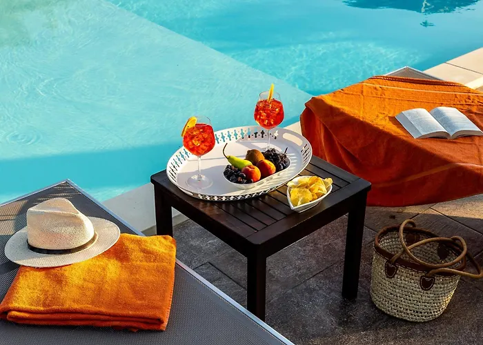 Trigona בית כפרי *