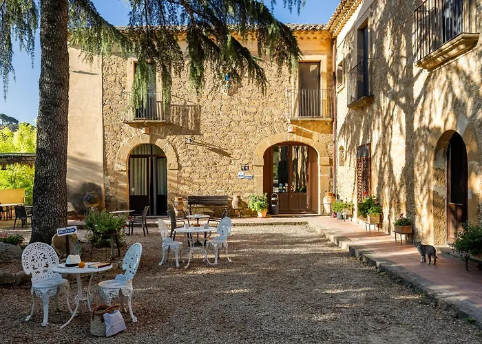 Trigona בית כפרי *